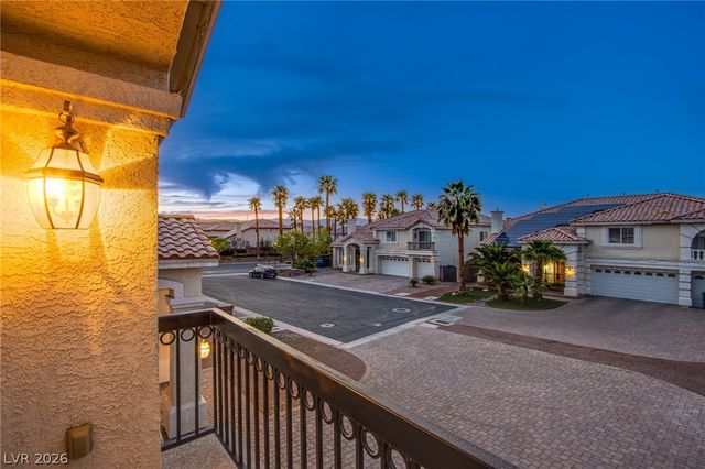 6637 Coronado Palms Avenue, Las Vegas, NV 89139