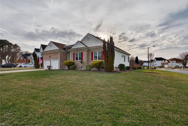 200 Catalpa CT, Suffolk, VA 23435