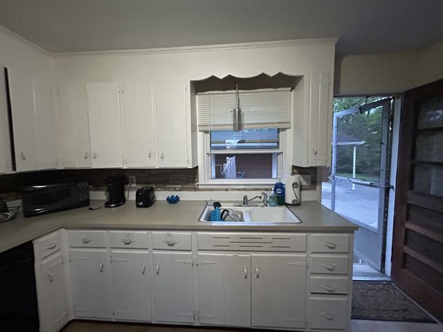 3155 McGavock Pike, Nashville, TN 37214