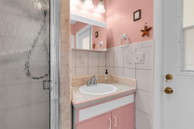 7322 OAK CREST DRIVE, Port Richey, FL 34668