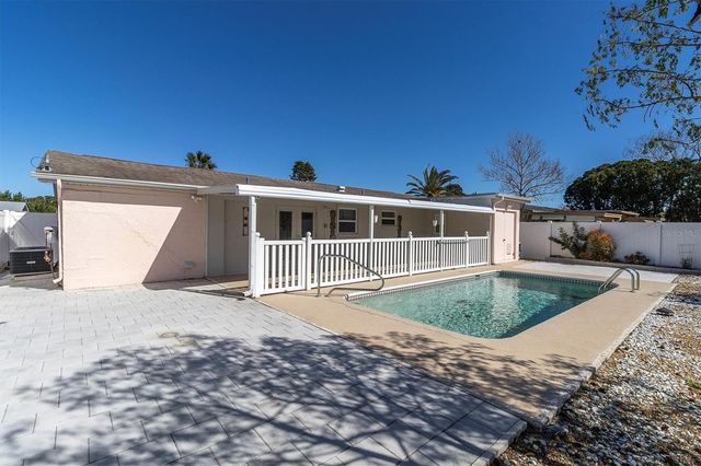 7322 OAK CREST DRIVE, Port Richey, FL 34668