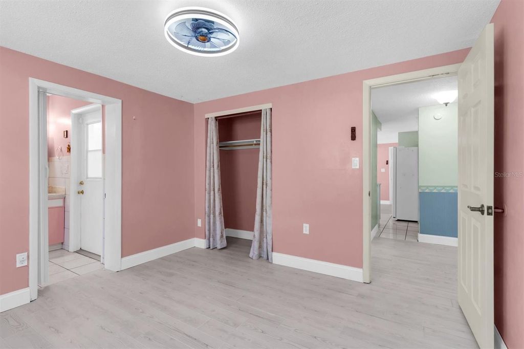 Image 13 of property listing at 7322 OAK CREST DRIVE, Port Richey, FL 34668