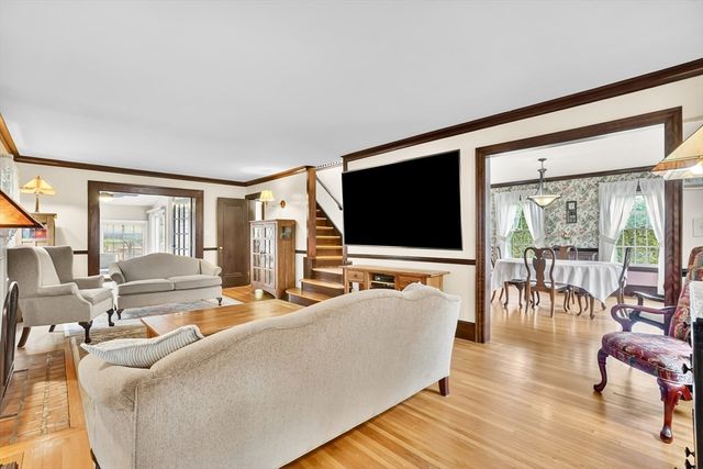146 Bellevue Ave, Springfield, MA 01108