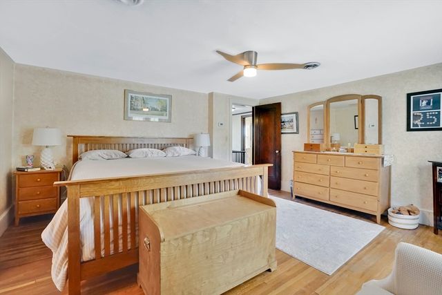 146 Bellevue Ave, Springfield, MA 01108