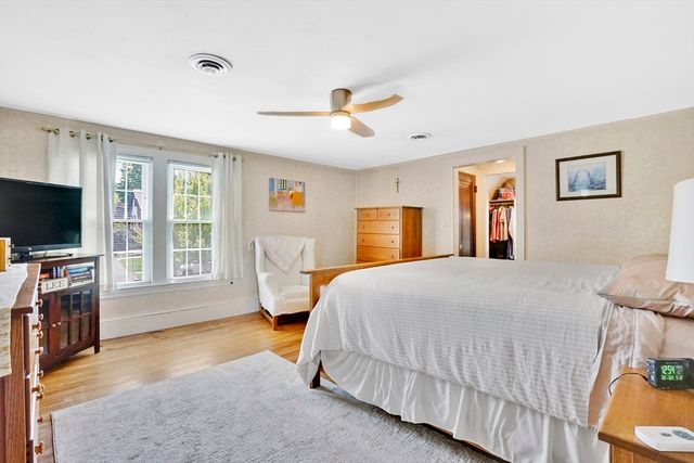 146 Bellevue Ave, Springfield, MA 01108