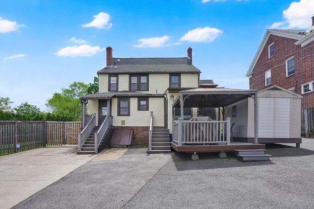 146 Bellevue Ave, Springfield, MA 01108