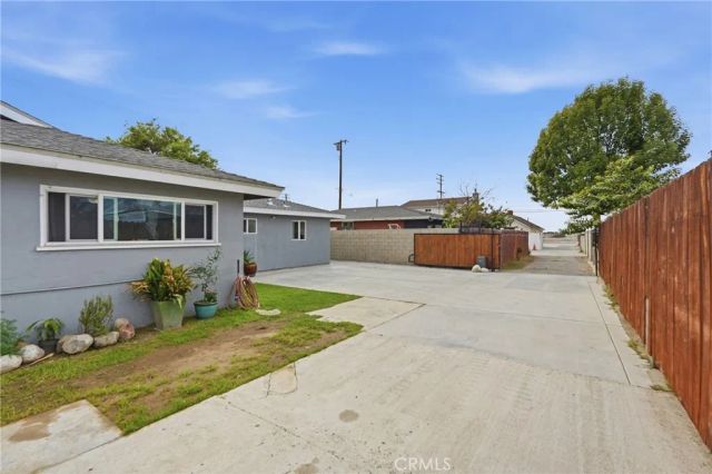 4850 N Vincent, Covina, CA 91722