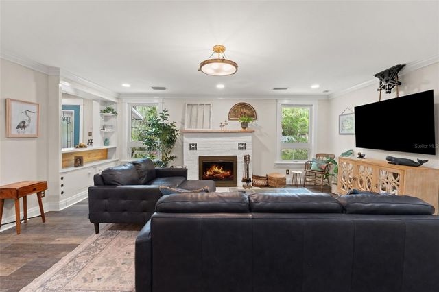 6200 RIVER TERRACE, Tampa, FL 33604