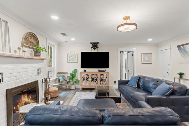 6200 RIVER TERRACE, Tampa, FL 33604