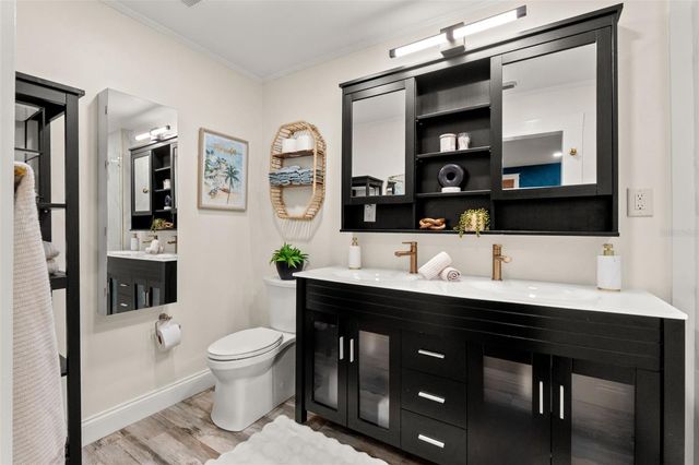 6200 RIVER TERRACE, Tampa, FL 33604