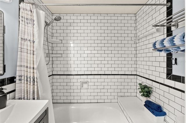 6200 RIVER TERRACE, Tampa, FL 33604