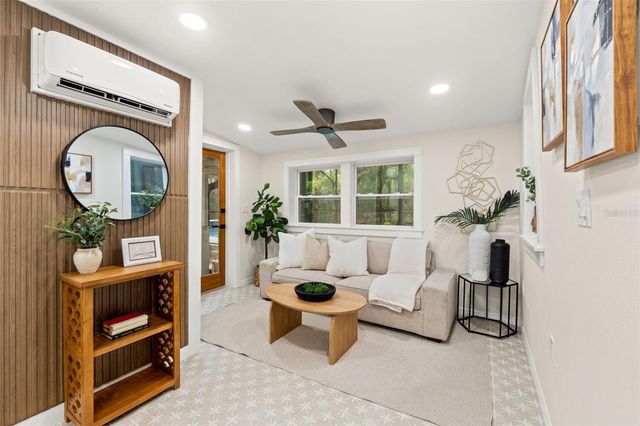 6200 RIVER TERRACE, Tampa, FL 33604