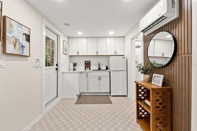 6200 RIVER TERRACE, Tampa, FL 33604