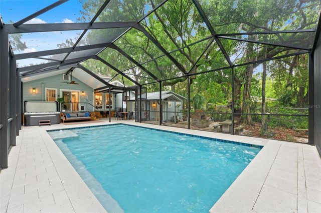 6200 RIVER TERRACE, Tampa, FL 33604