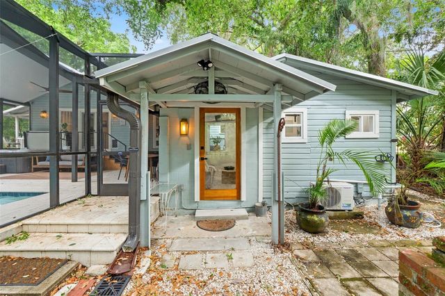 6200 RIVER TERRACE, Tampa, FL 33604