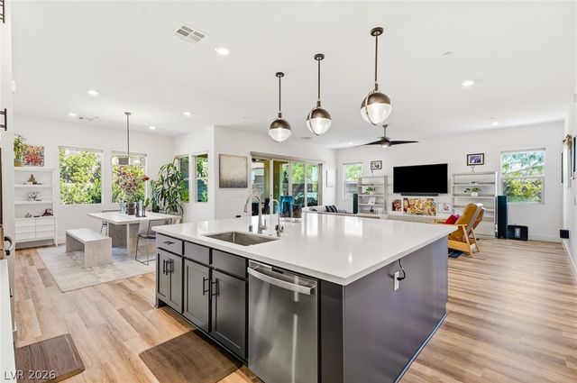 373 Jackalberry Street, Las Vegas, NV 89138