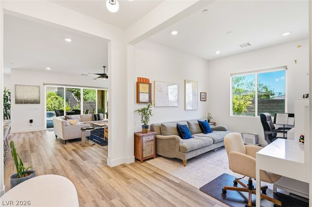 373 Jackalberry Street, Las Vegas, NV 89138