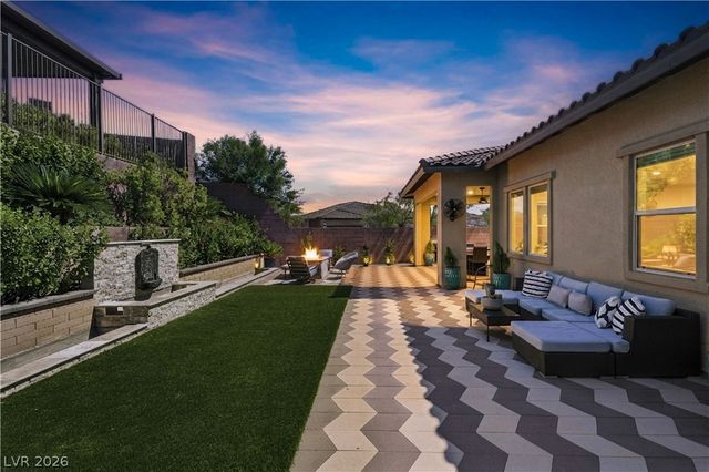 373 Jackalberry Street, Las Vegas, NV 89138