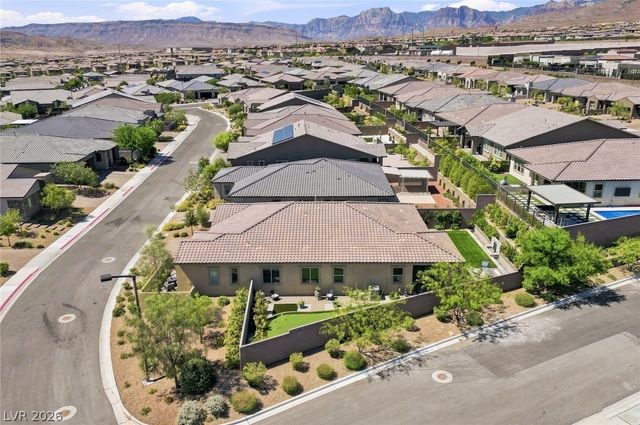 373 Jackalberry Street, Las Vegas, NV 89138