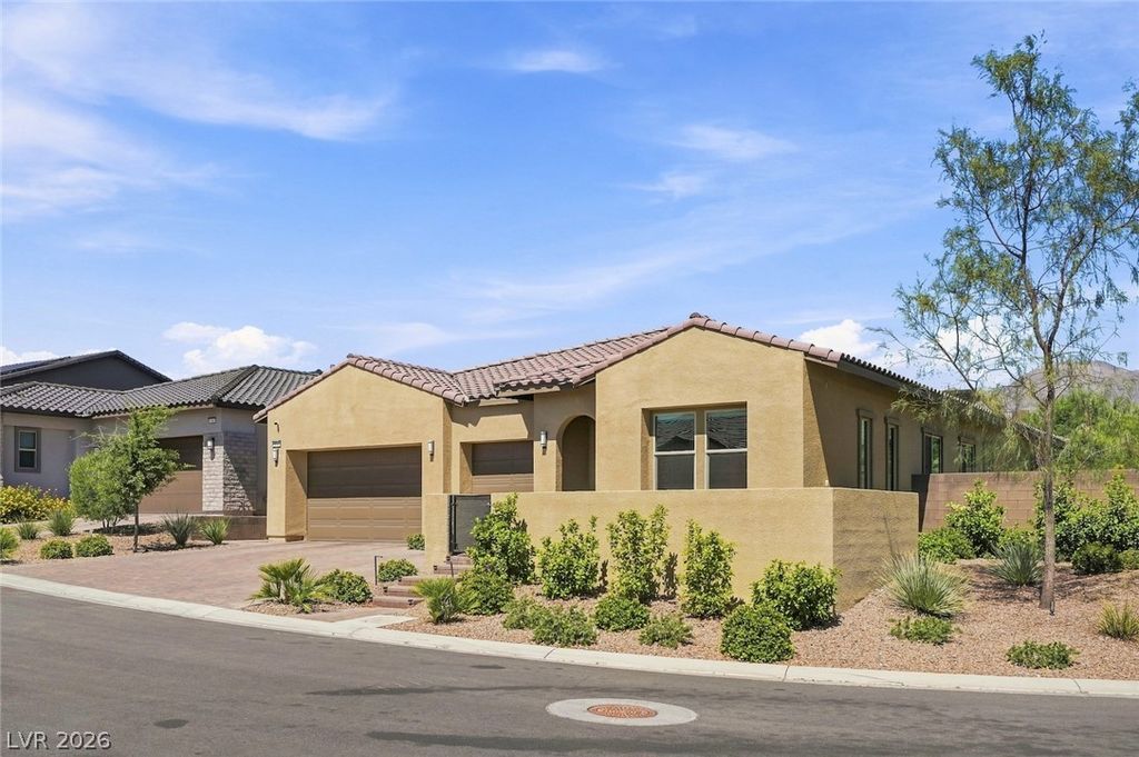 373 Jackalberry Street, Las Vegas, NV 89138 — photo 2