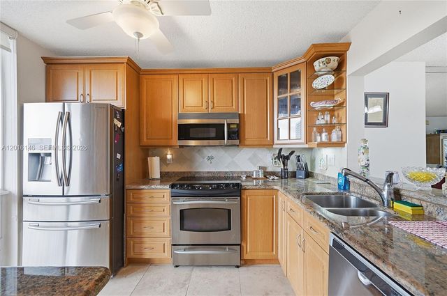 521 N Riverside Drive 606, Pompano Beach, FL 33062