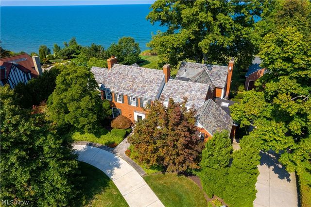 20664 Beach Cliff Boulevard, Rocky River, OH 44116