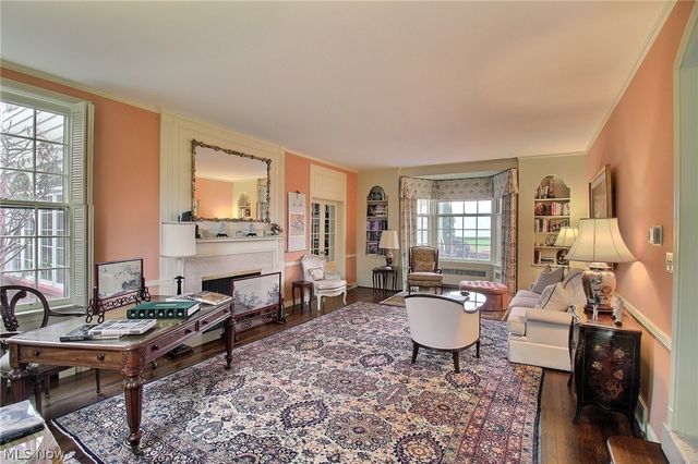 20664 Beach Cliff Boulevard, Rocky River, OH 44116