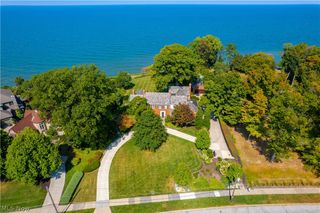 20664 Beach Cliff Boulevard, Rocky River, OH 44116