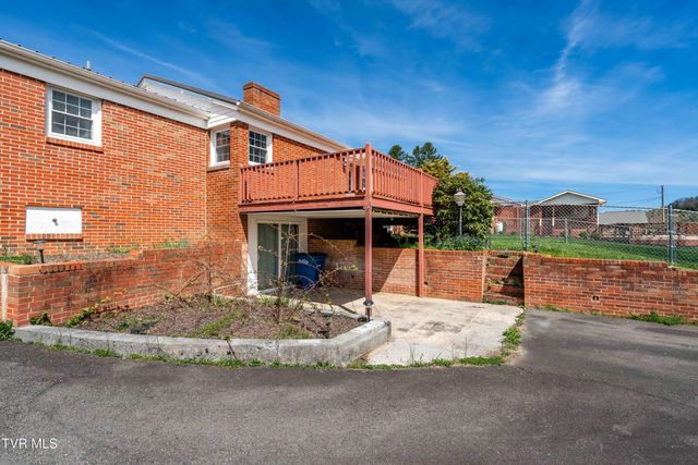 248 Sunset Drive, Mountain City, TN 37683
