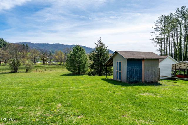 248 Sunset Drive, Mountain City, TN 37683