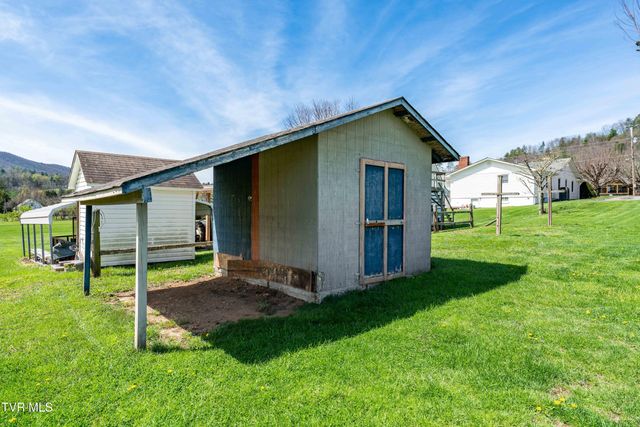 248 Sunset Drive, Mountain City, TN 37683
