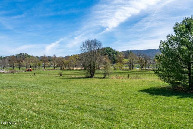 248 Sunset Drive, Mountain City, TN 37683