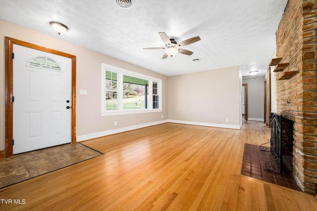 248 Sunset Drive, Mountain City, TN 37683