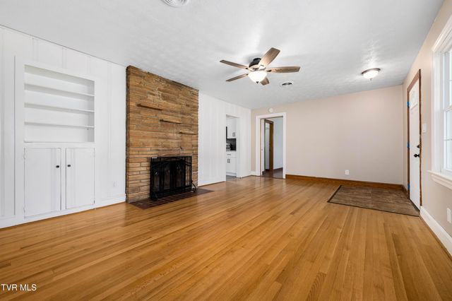 248 Sunset Drive, Mountain City, TN 37683