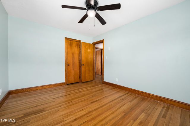 248 Sunset Drive, Mountain City, TN 37683