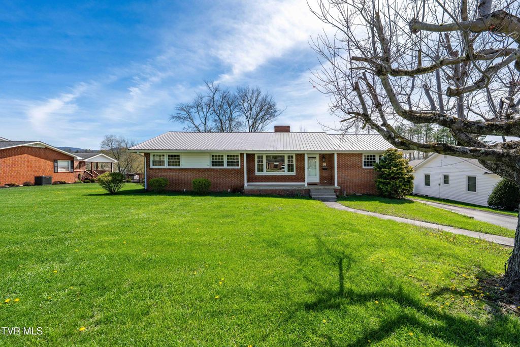 248 Sunset Drive, Mountain City, TN 37683