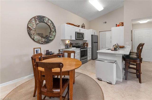 2226 Arbour Walk CIR 1921, Naples, FL 34109