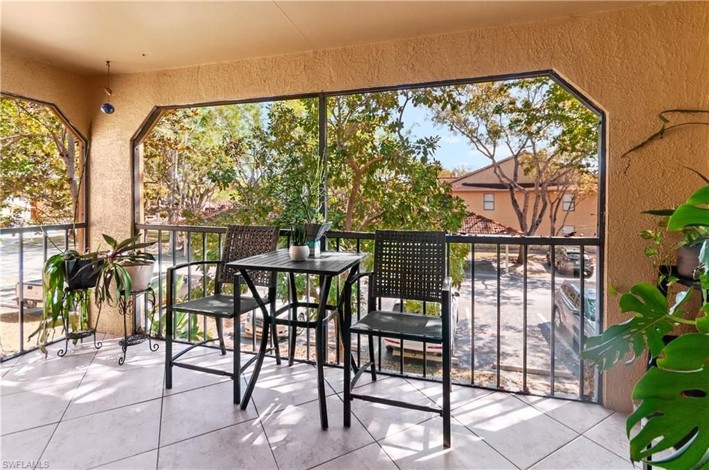 2226 Arbour Walk CIR 1921, Naples, FL 34109