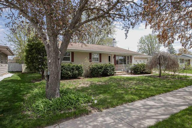 206 S MIDPARK DRIVE, Appleton, WI 54915