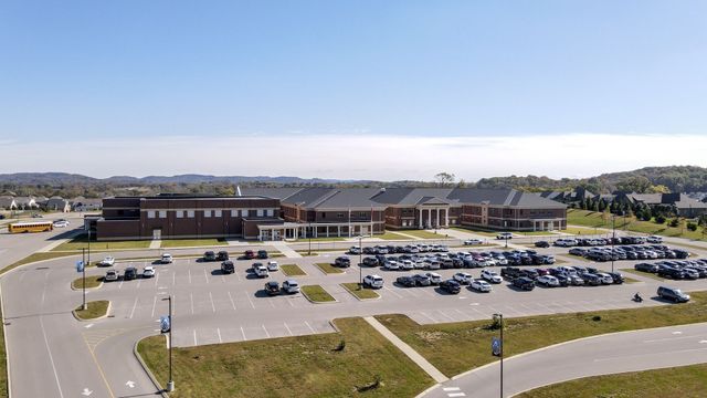 2948 Avenue Downs Dr, Thompsons Station, TN 37179