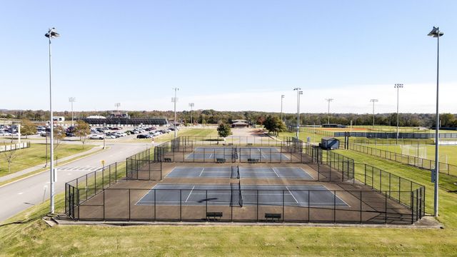2948 Avenue Downs Dr, Thompsons Station, TN 37179