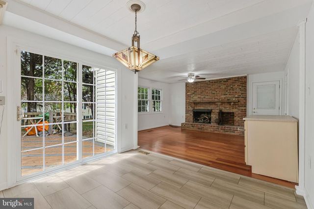 12805 MELVUE CT, Fairfax, VA 22033