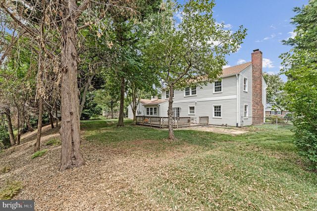 12805 MELVUE CT, Fairfax, VA 22033