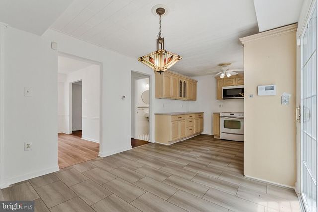 12805 MELVUE CT, Fairfax, VA 22033