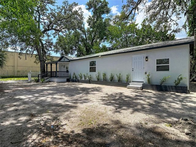 10009 N FLORENCE AVENUE, Tampa, FL 33612