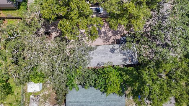 10009 N FLORENCE AVENUE, Tampa, FL 33612