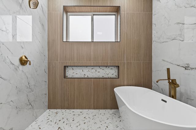 5141 S Wabash Avenue, Chicago, IL 60615