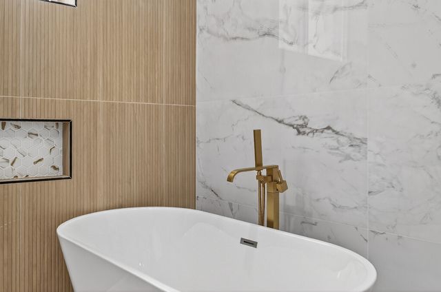 5141 S Wabash Avenue, Chicago, IL 60615