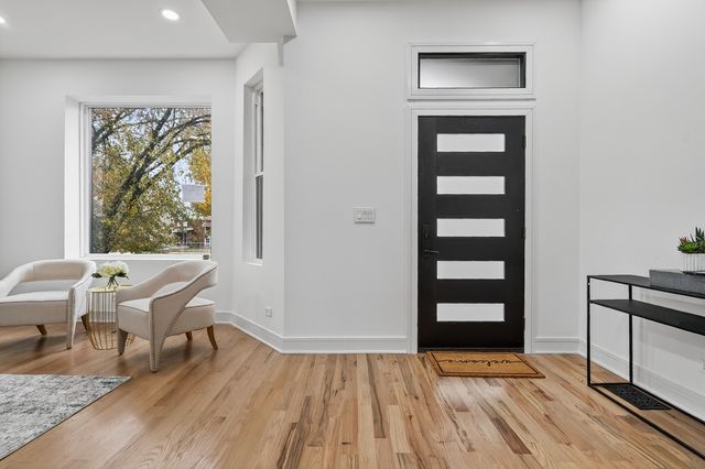 5141 S Wabash Avenue, Chicago, IL 60615