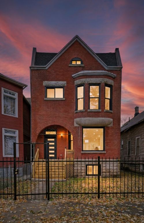 Image 3 of property listing at 5141 S Wabash Avenue, Chicago, IL 60615